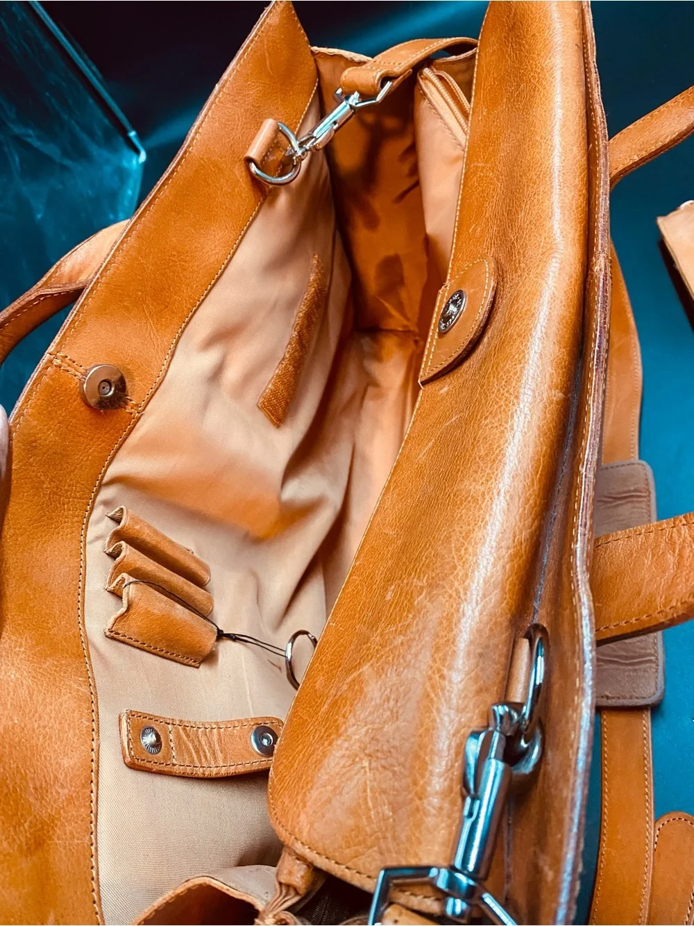 Structured Leather Shoulder Bag in Orange